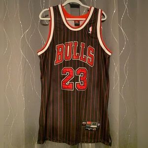 Chicago Bulls Michael Jordan #23 NBA 1984 Nike Flight 8403 Black Red Jersey 48